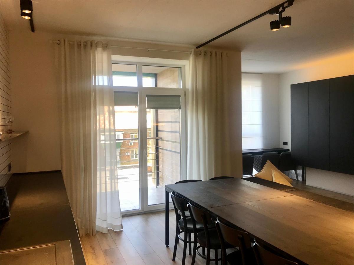 Stylish 1 Bedroom Studio Near Most City Dnipro Dış mekan fotoğraf
