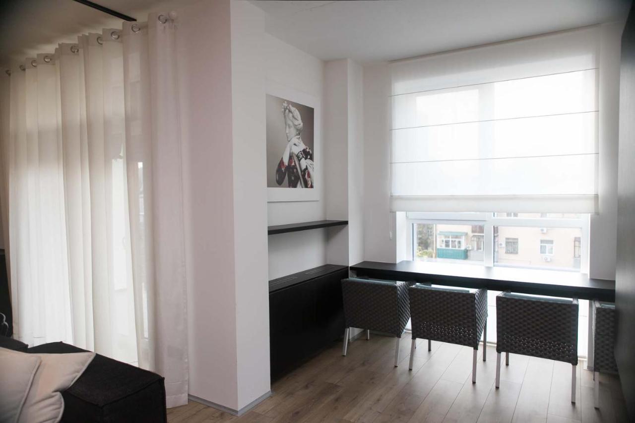 Stylish 1 Bedroom Studio Near Most City Dnipro Dış mekan fotoğraf