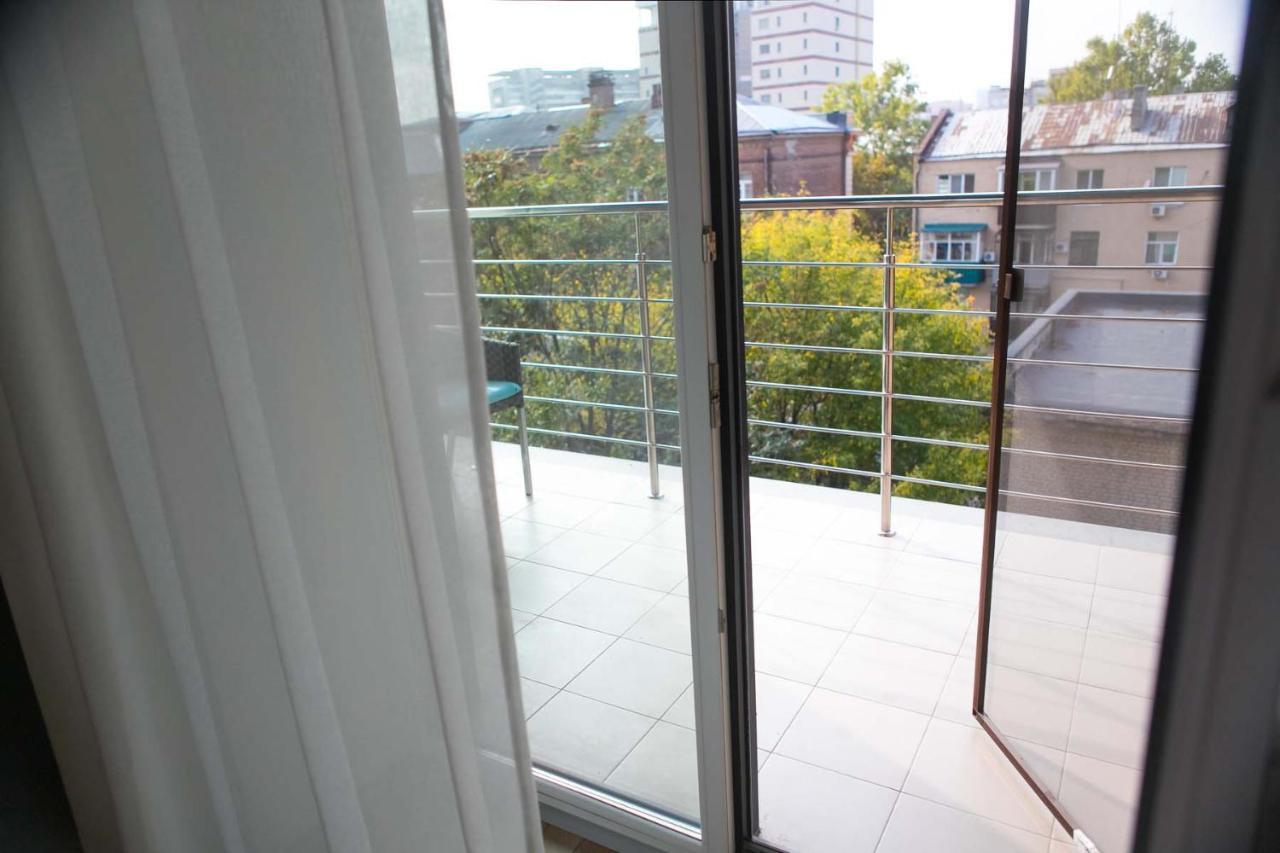 Stylish 1 Bedroom Studio Near Most City Dnipro Dış mekan fotoğraf