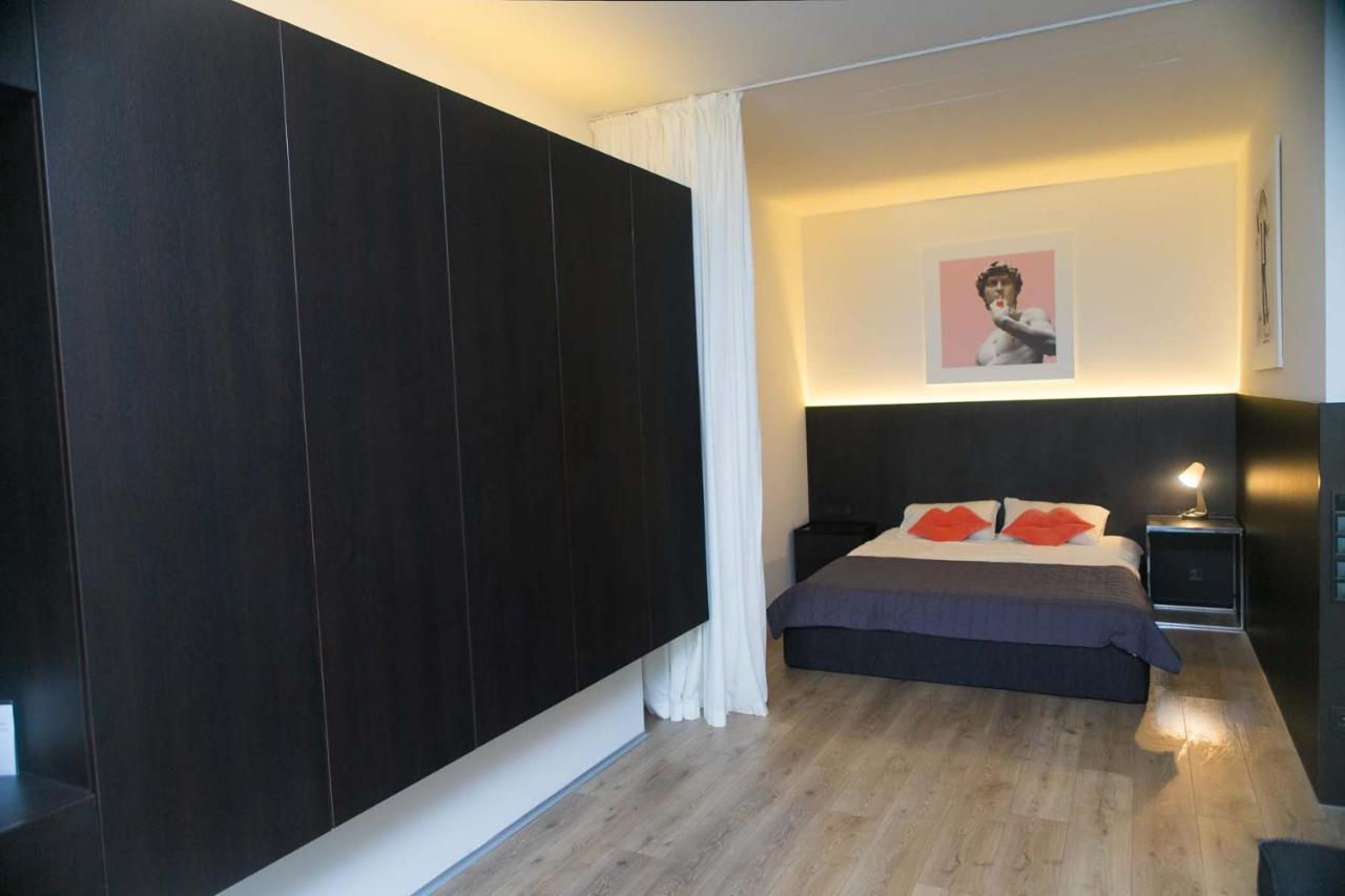Stylish 1 Bedroom Studio Near Most City Dnipro Dış mekan fotoğraf