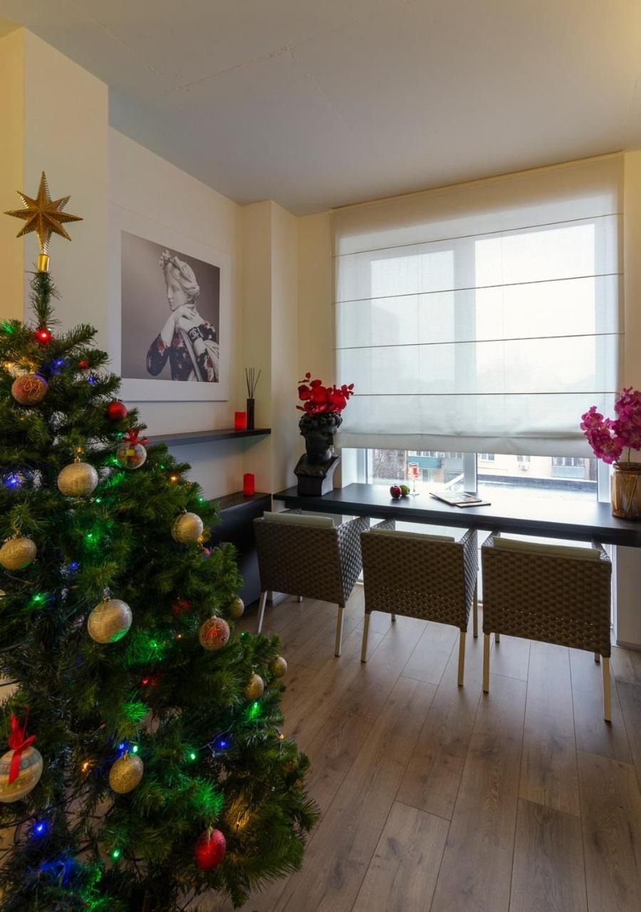 Stylish 1 Bedroom Studio Near Most City Dnipro Dış mekan fotoğraf