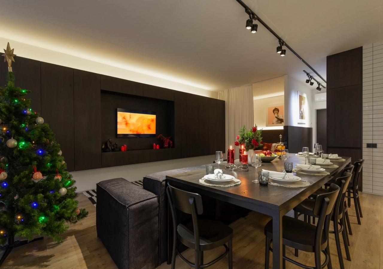 Stylish 1 Bedroom Studio Near Most City Dnipro Dış mekan fotoğraf