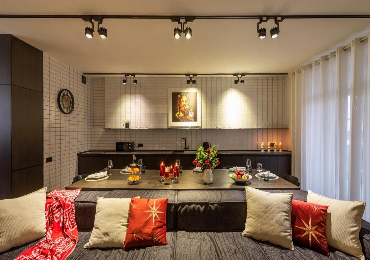 Stylish 1 Bedroom Studio Near Most City Dnipro Dış mekan fotoğraf